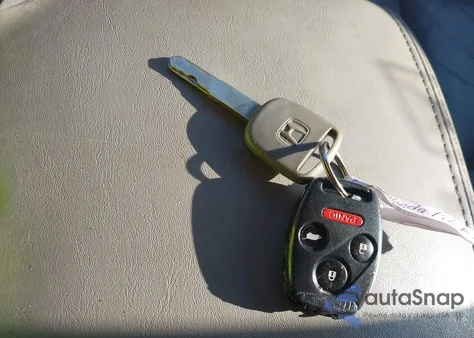 2011 Honda Pilot Ex-L z USA, uszkodzony, nr VIN 5FNYF4H51BB055165